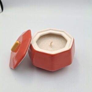 Anthropologie Capri Blue Coconut Tuberose Candle Ceramic Jar Footed Lidded Unuse